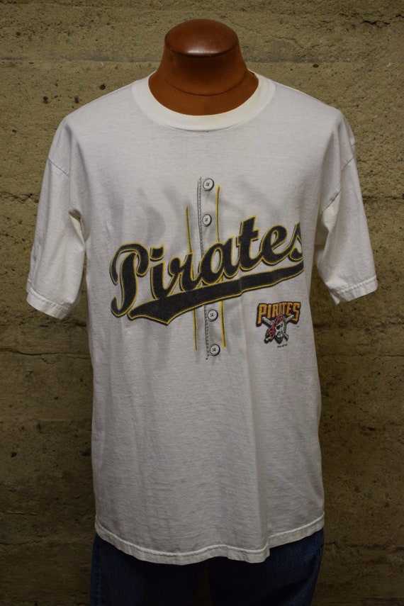 Vintage Pittsburgh Pirates Giles #24 2000 T-Shirt