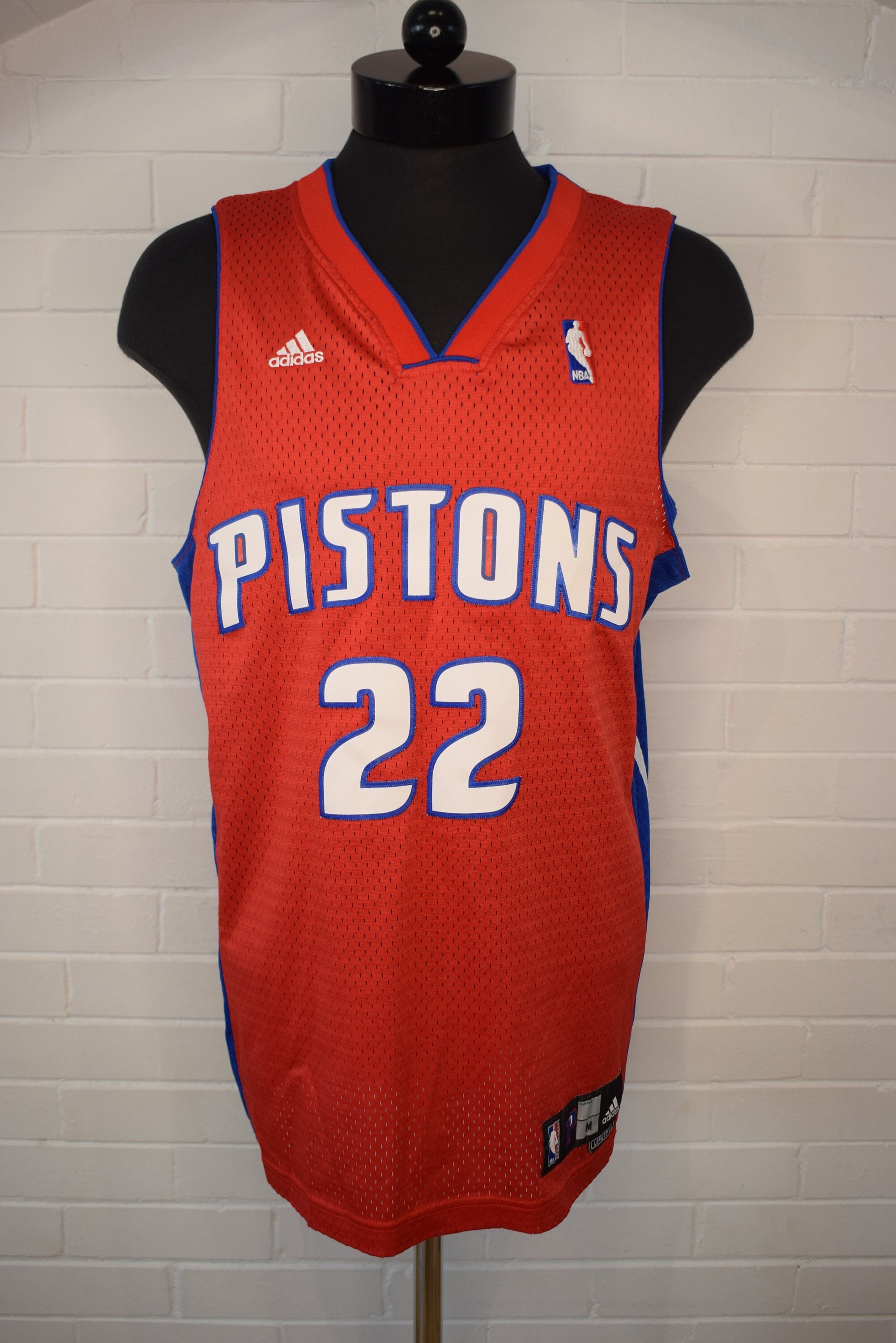 VTG Detroit Pistons Youth Medium Tayshaun Prince Jersey T Shirt NBA Reebok  Nice