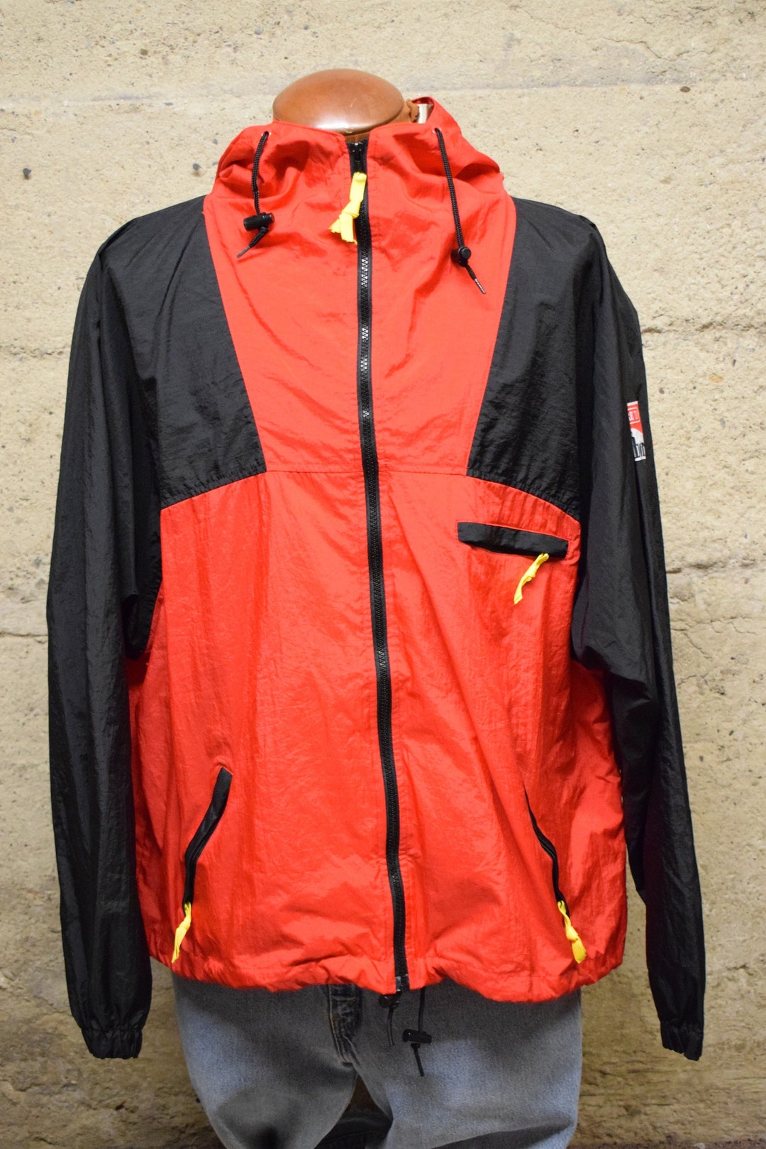 Vintage Marlboro Adventure Team Light-weight Jacket 90's XL Vintage Marlboro Adventure Team Light-weight Jacket 90's XL