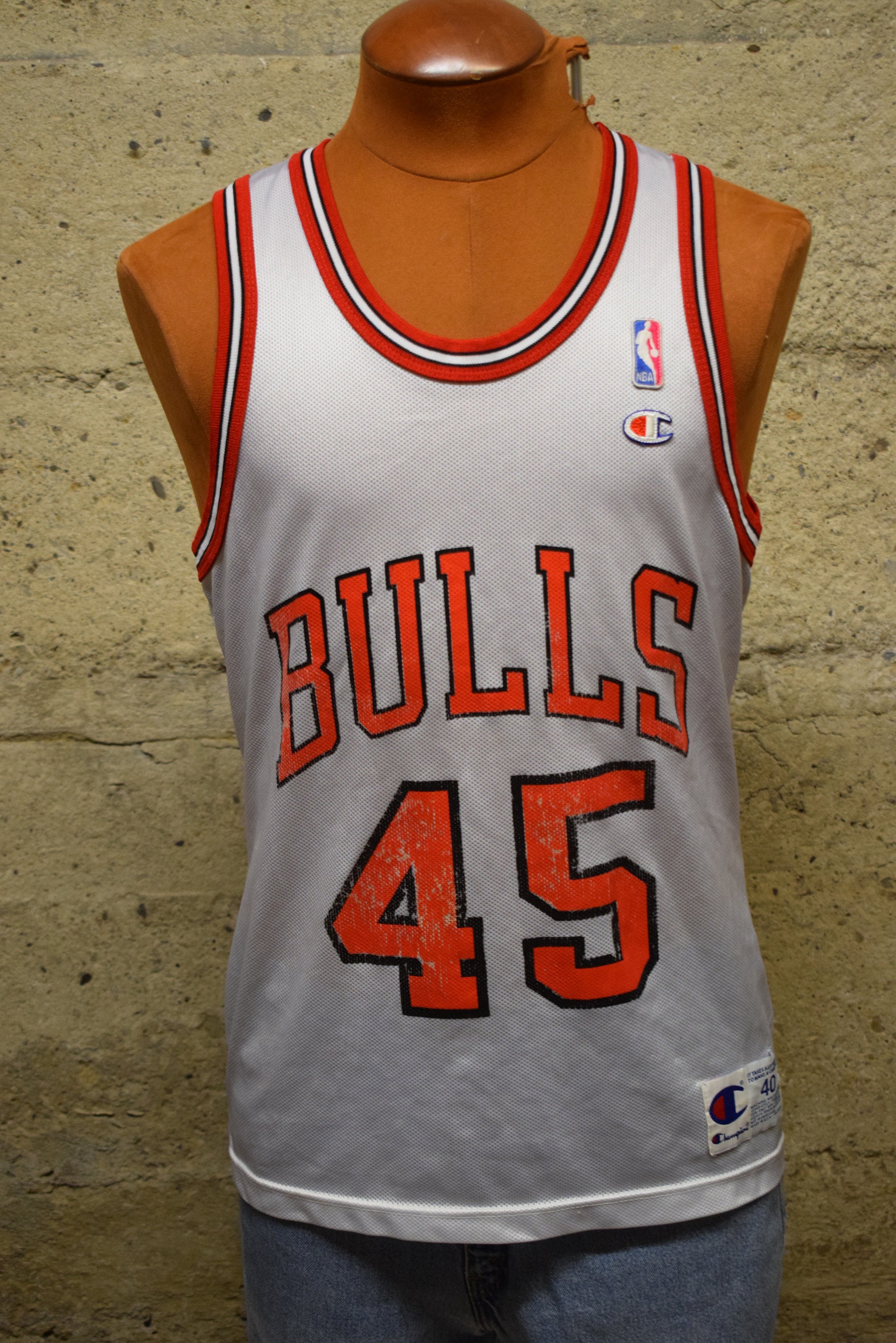 MICHAEL JORDAN CHICAGO BULLS VINTAGE 1990'S CHAMPION REVERSIBLE JERSEY  ADULT 40