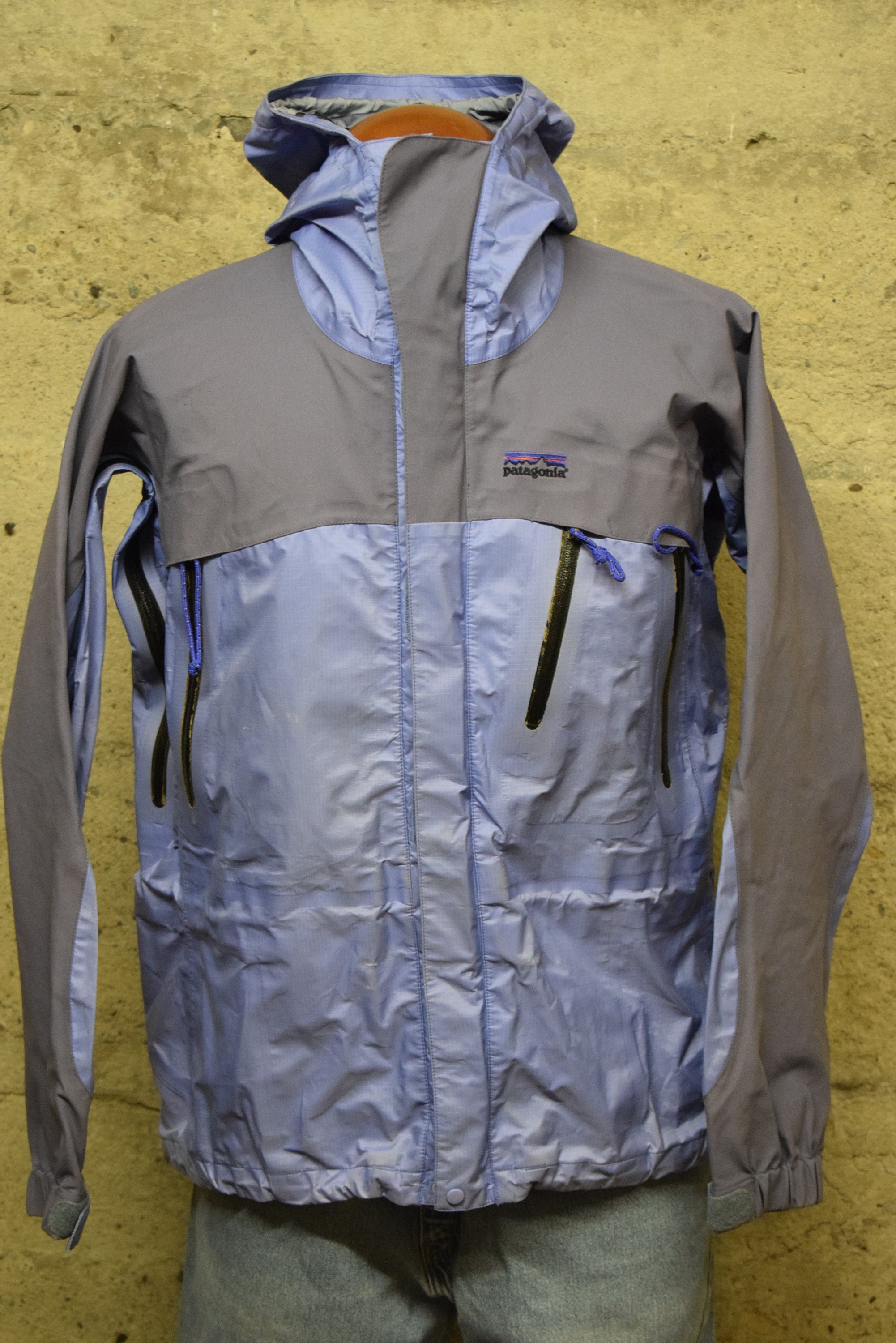 Vintage Patagonia Light Purple and Grey Windbreaker Jacket Women