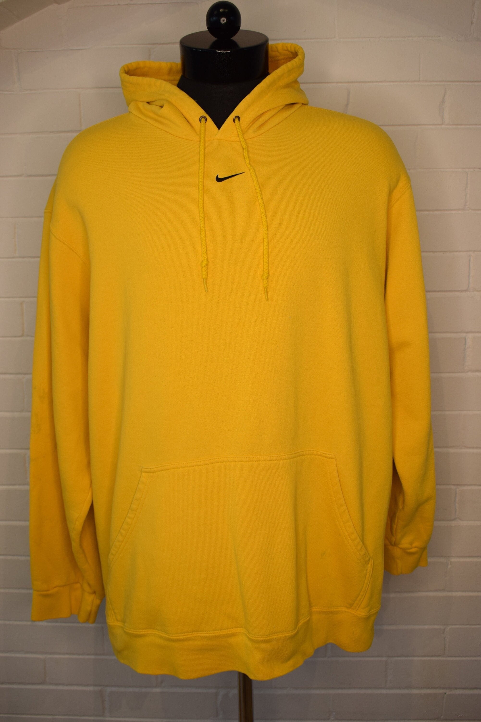 Vintage Nike Center Swoosh Banana Yellow Hoodie Sweatshirt Vintage Nike Center Swoosh Banana Yellow Hoodie Sweatshirt