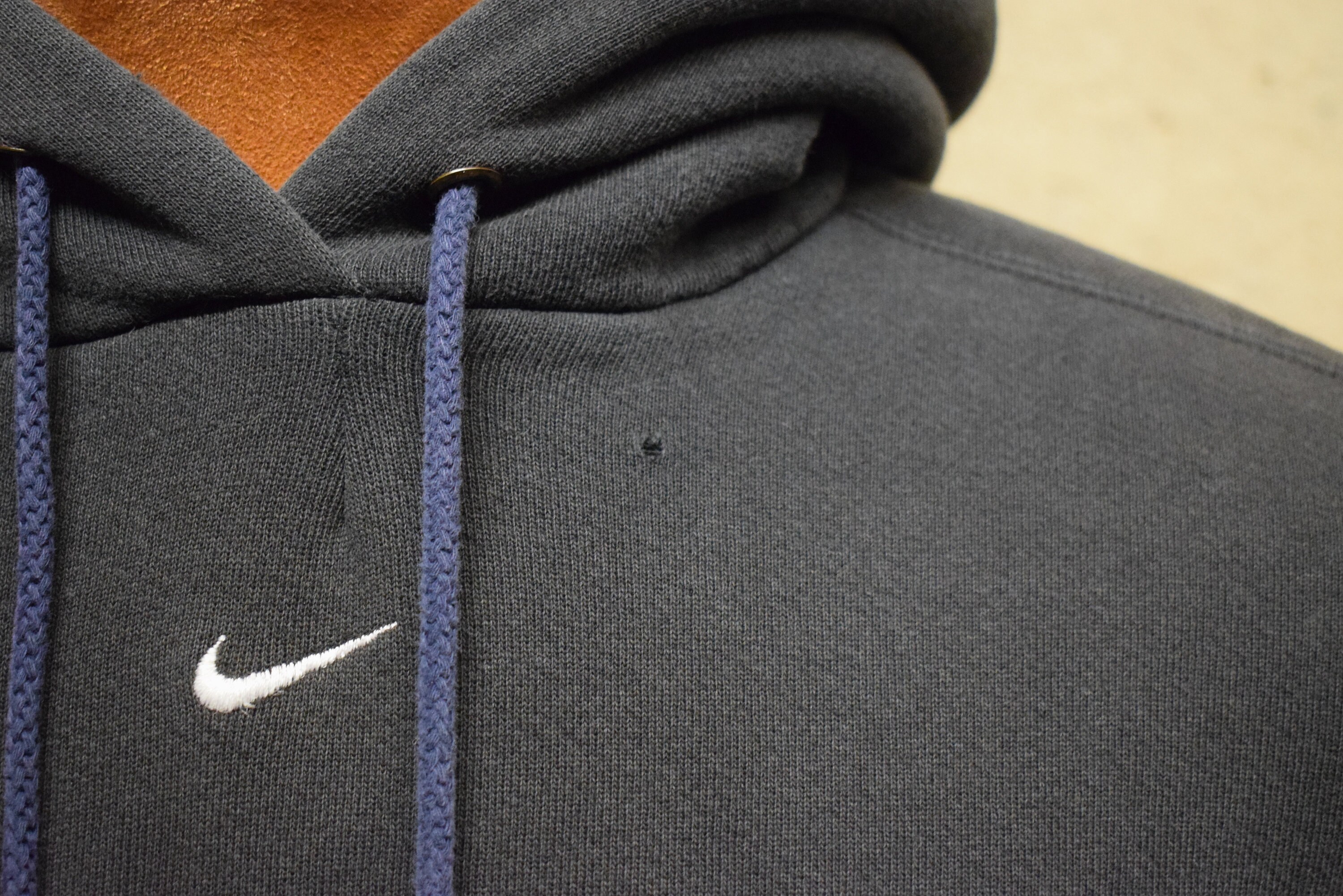 nike center swoosh hoodie travis
