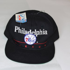 NOS Vintage Philadelphia 76ers NBA Snapback Cap