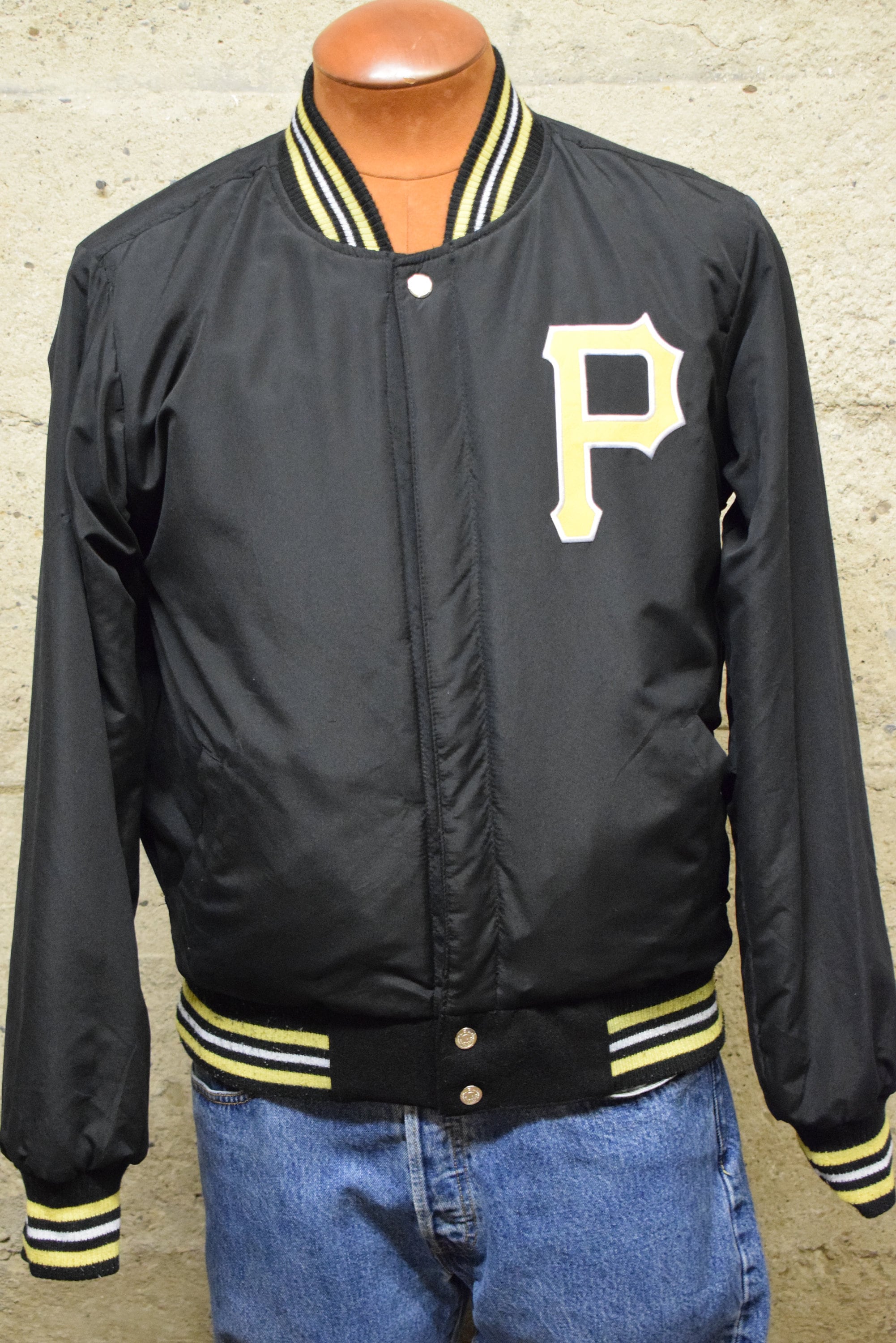 Pittsburgh Pirates JH Design Embroidered Logo Reversible Wool