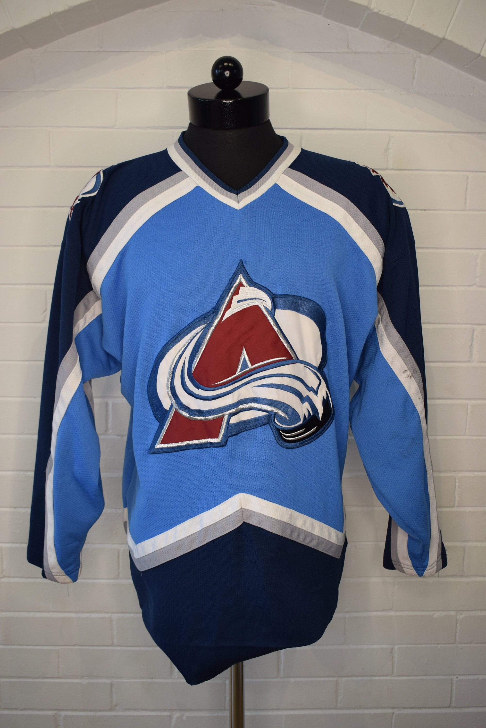 Colorado avalanche hockey jersey