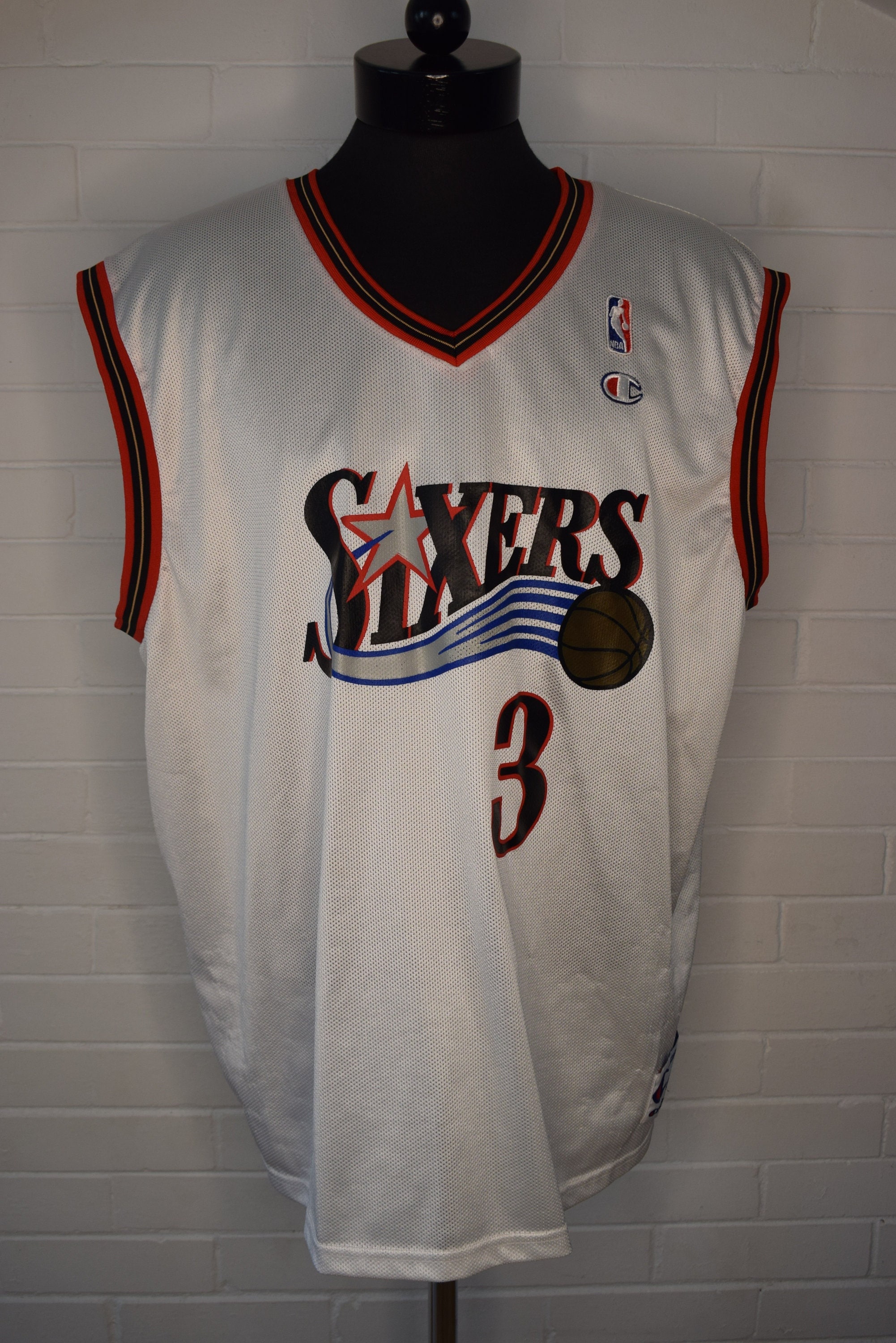 Allen Iverson Signed 76ers Mitchell & Ness 2004 NBA East All-Star Jersey  W/ COA