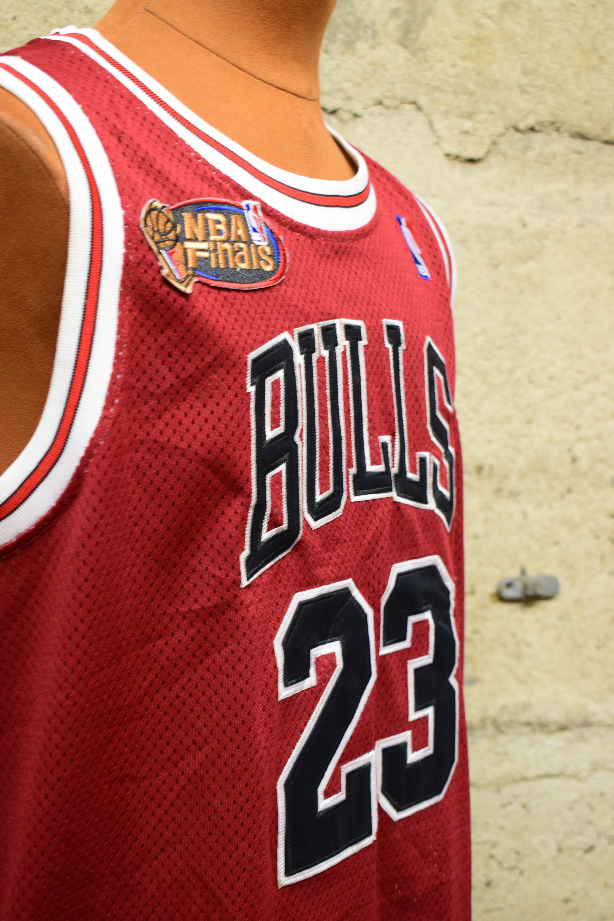 90's Michael Jordan Chicago Bulls #45 Authentic Champion NBA Jersey Size 48  – Rare VNTG