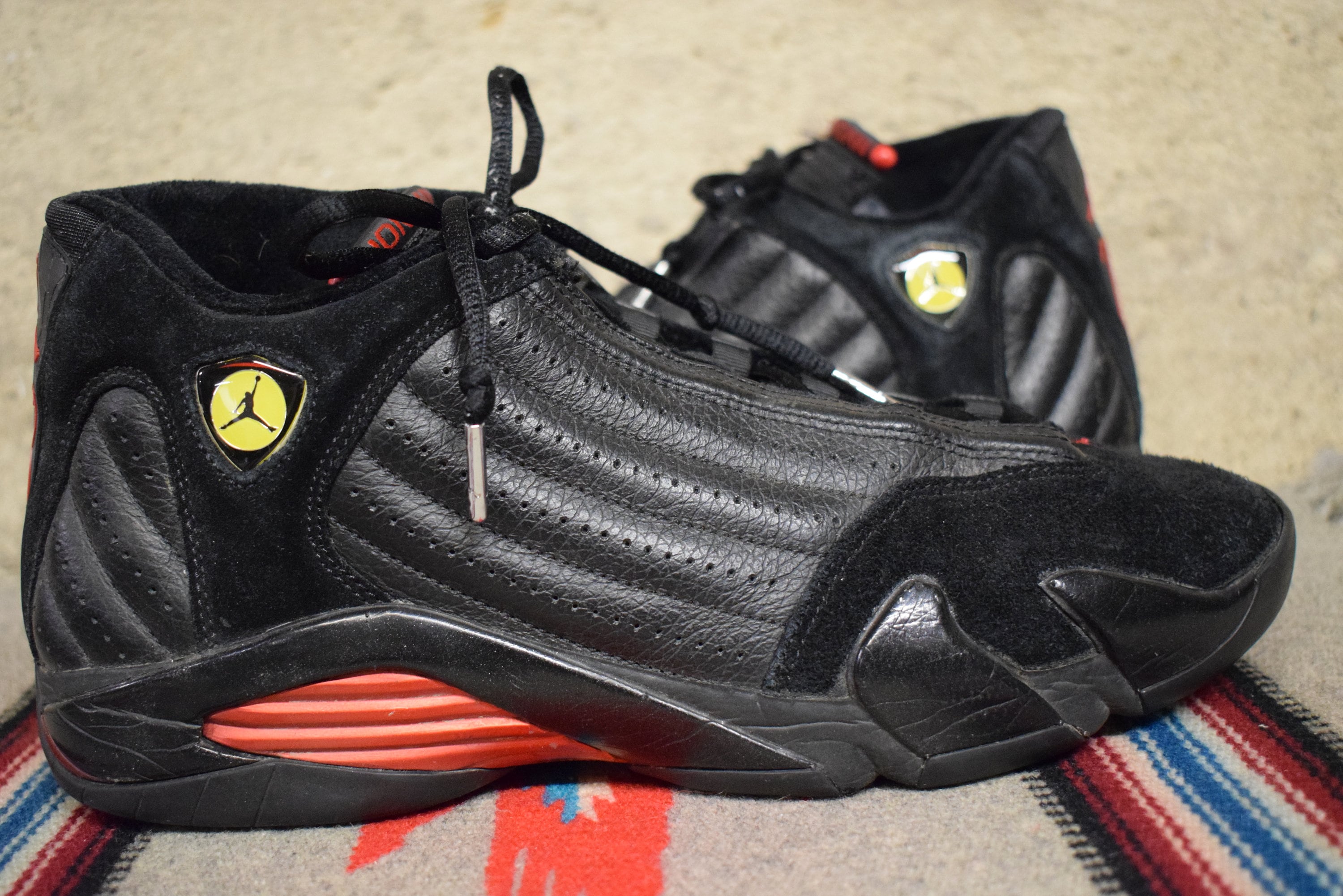 靴 NIKE AIR JORDAN 14 LAST SHOT Air Jordan 14 'Last Shot' Art of a Champion Release Date