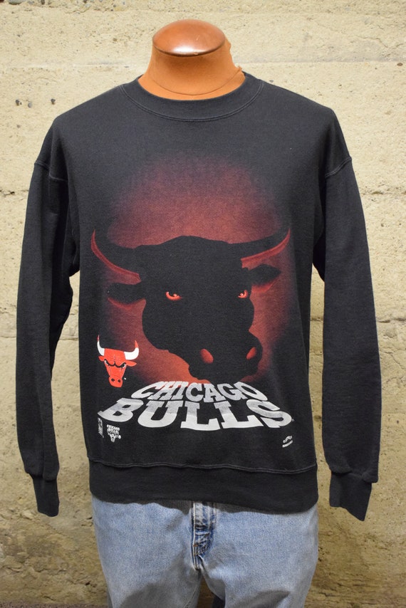 Vintage Nutmeg Chicago Bulls Black Sweatshirt 90'… - image 1