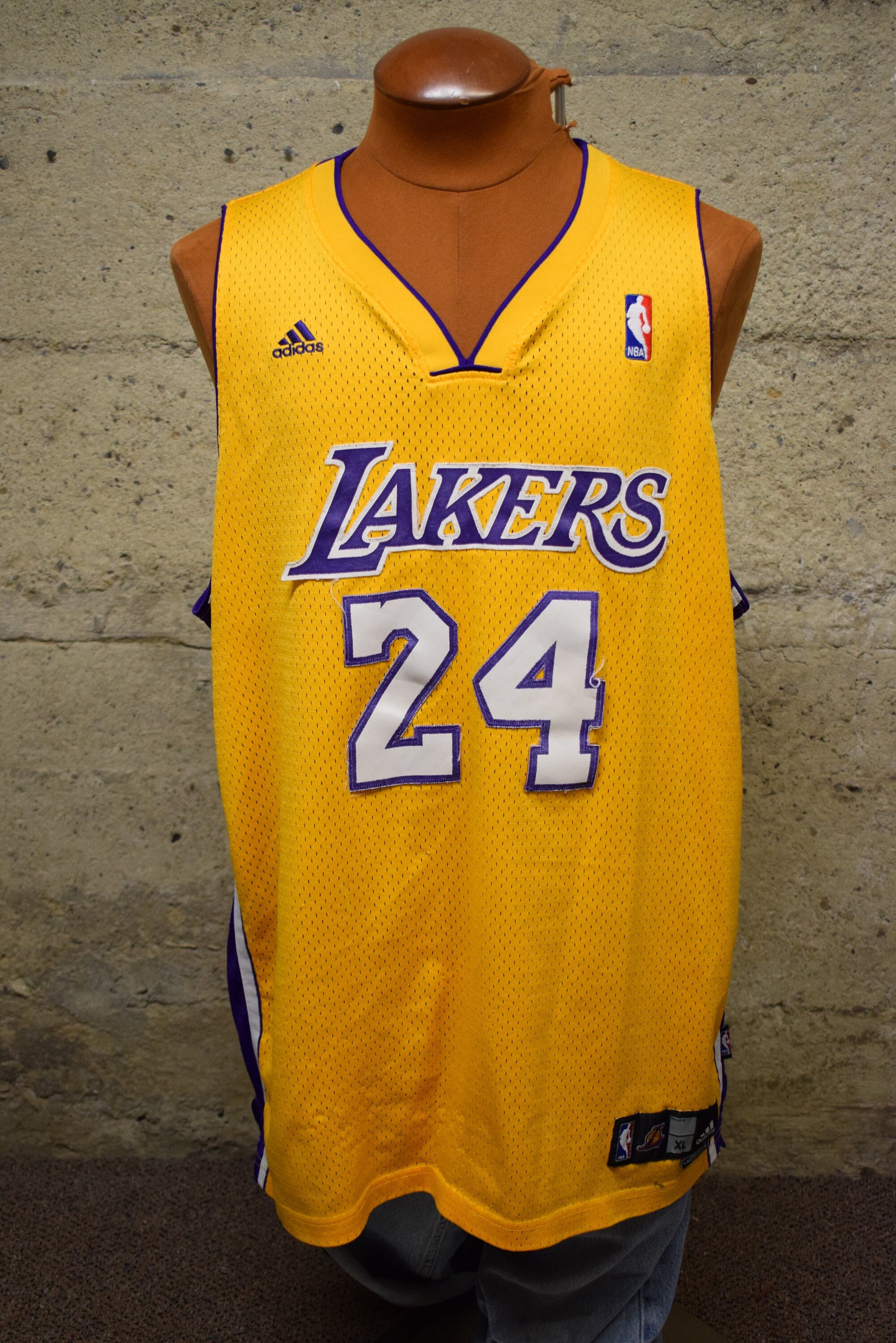 adidas, Shirts & Tops, Los Angeles Lakers Legend 24 Kobe Bryant Original  Adidas Youth Size L