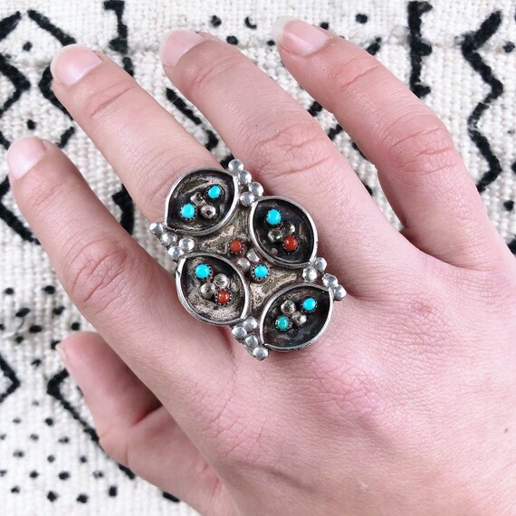 Size 5 1/2 >> Vintage Zuni sterling silver and te… - image 2