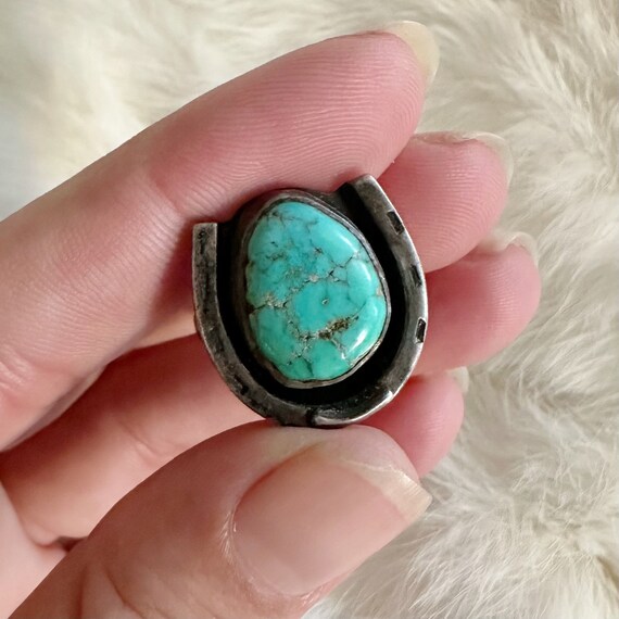 Size 5 3/4 >> Vintage Navajo sterling silver and … - image 3