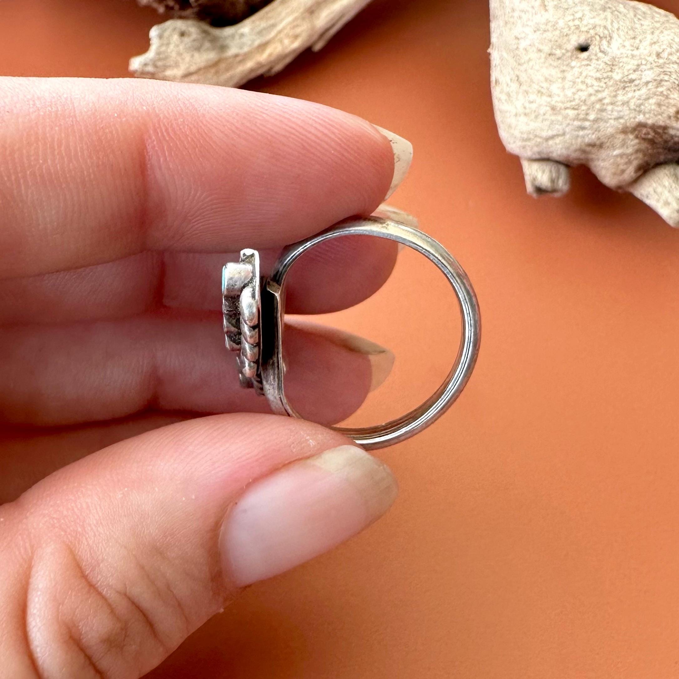 【通販激安】 Size 6 >> Vintage Zuni Sterling Silver and Fourteen-stone アクセサリー