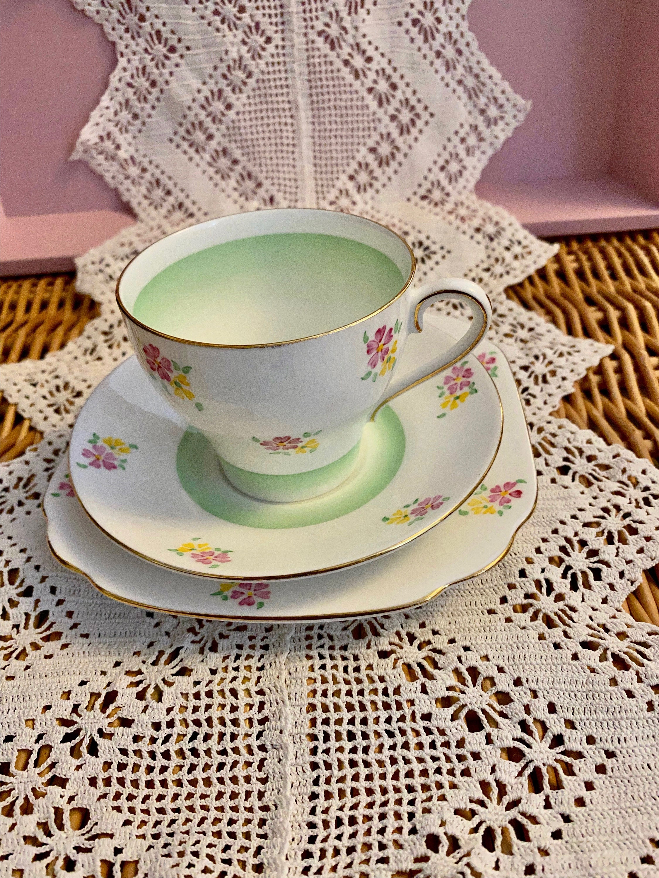 Bell china top tea set