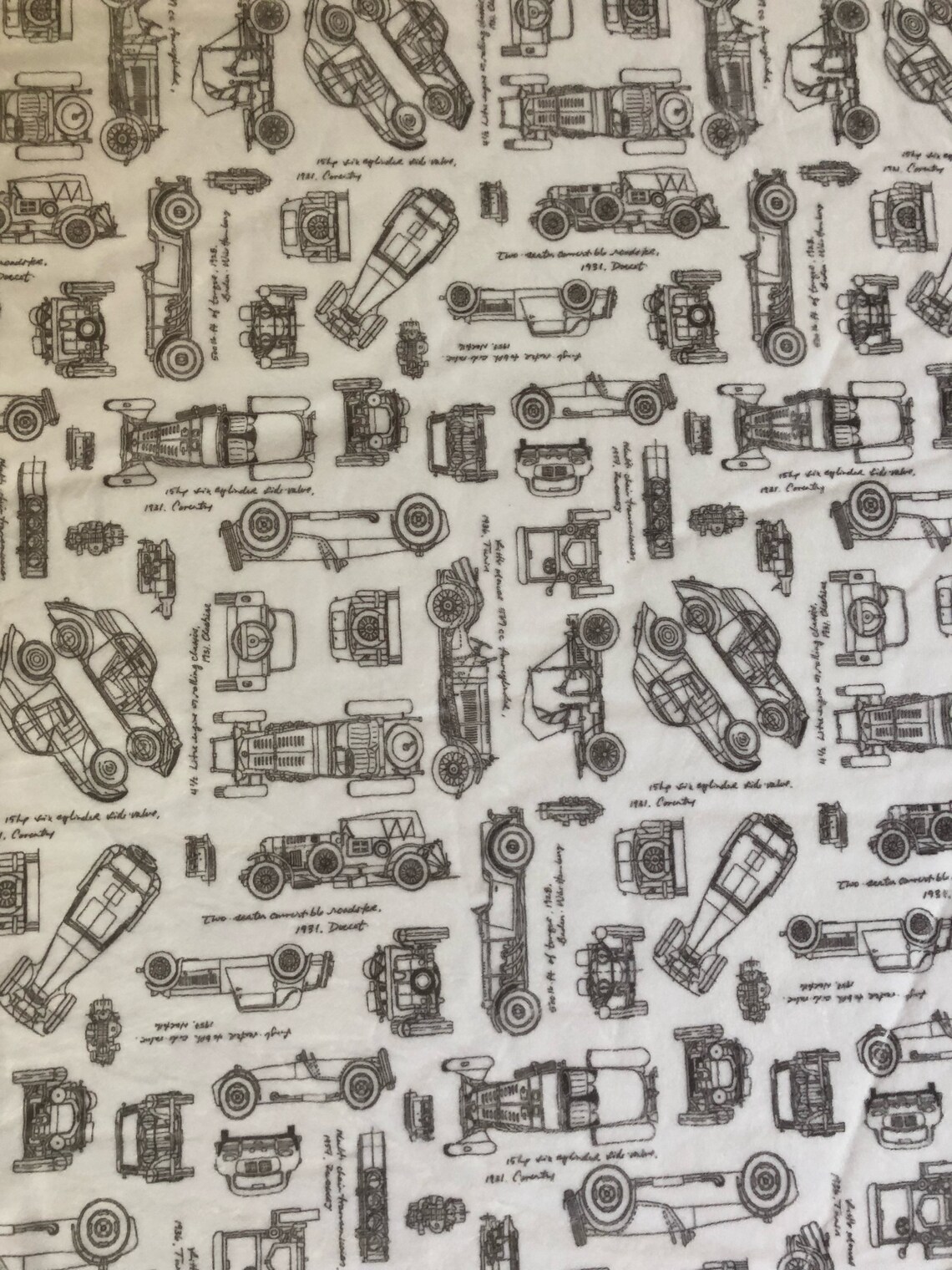 Mechanic Pattern Print Quilt