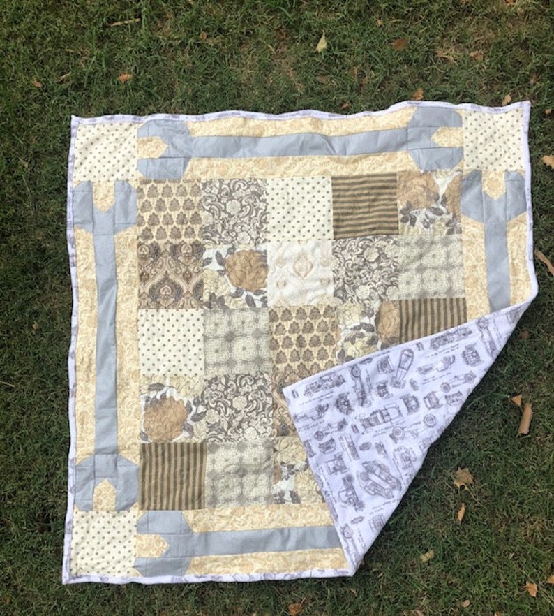 Pattern Print Mechanic Bed Set Quilt