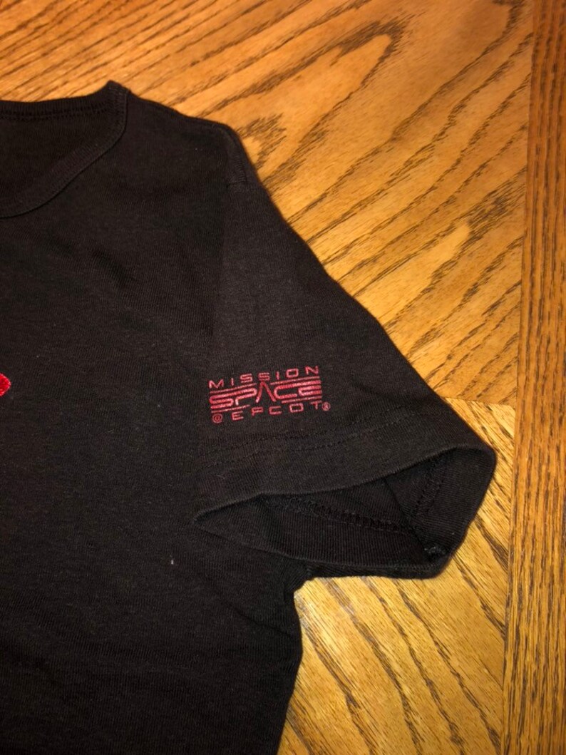 Vintage Disney mission space epcot tee