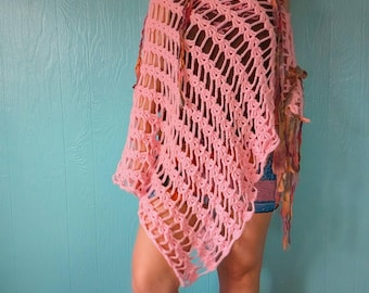 Rosa regnbågssommarponcho ~ överdrag ~ virkad sjal