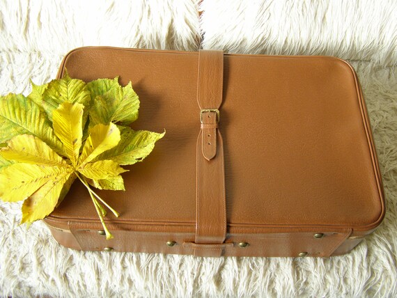 Vintage Suitcase. Large Brown Suitcase for Traveli