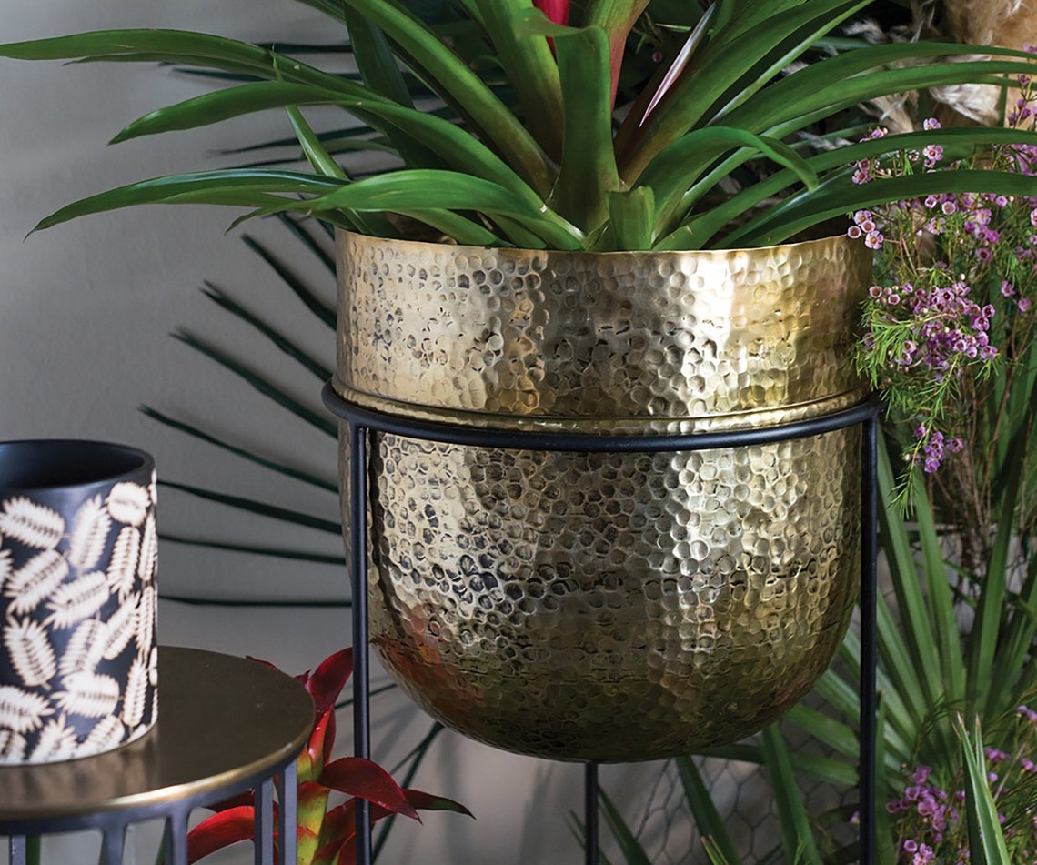 2 Sizes Hammered Metal Plant Stand Metal Plant Stand Gold Etsy