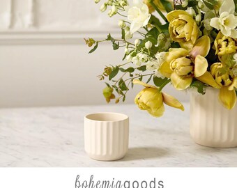 Ribbed vase, 4 sizes, white ceramic vase, matte glaze