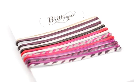 Grey colored bobby pins