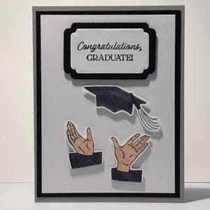 Carte faite main de remise des diplômes