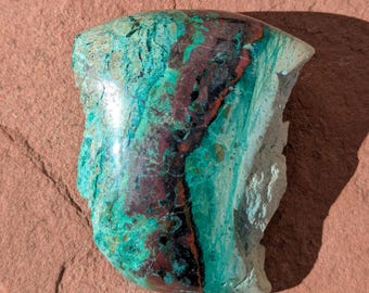 Morenci Sunrise Mineral Sculpture: Vintage Cuprite Chrysocolla från Arizona