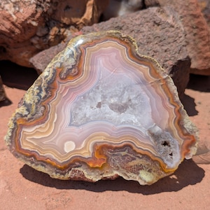 Laguna Achat Specimen: Handpolierter Kristallkern, Sedona Arizona