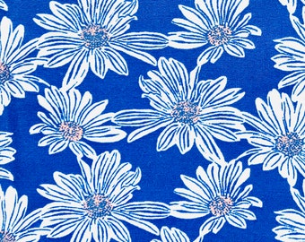 White Daisy Floral Fabric: Blue Cotton Quilting - Half Yard
