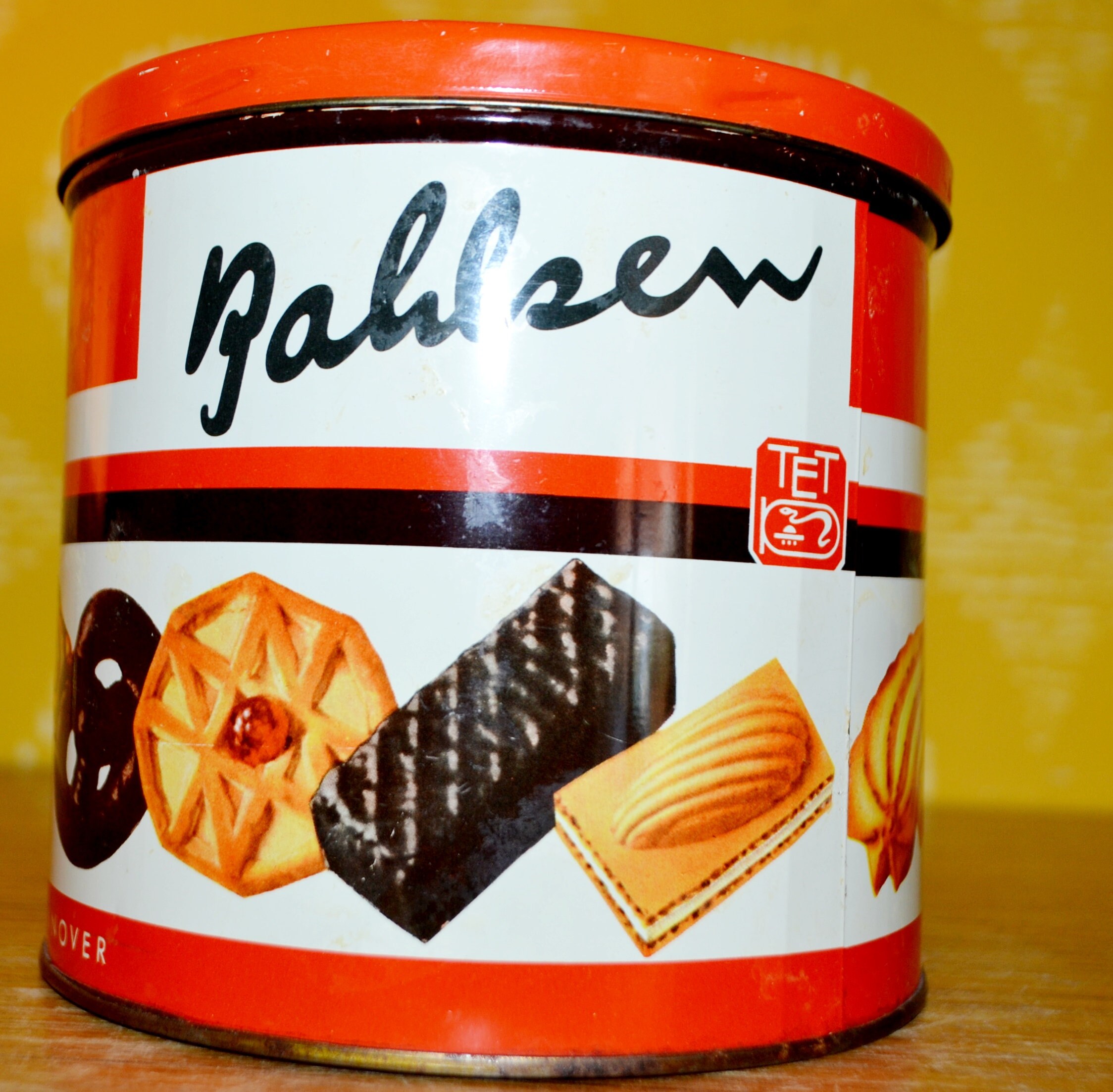 Vintage tea tin from Bahlsen Orange 50s Rockabilly Retro Mid Century Shabby Chic Country Style