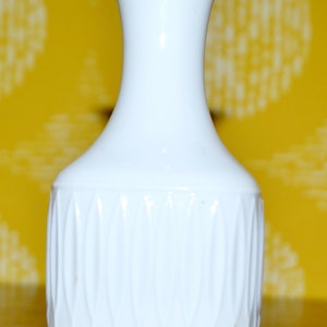 Vintage mini vase by Hutschenreuther 70s biscuit ceramic WGK WGP retro design mid century space age