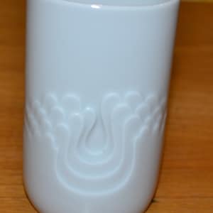 Vintage ceramic vase 70s white by Thomas retro mid century shabby chic country style