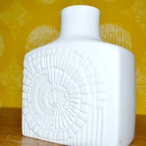 Vintage Ceramic Vase Op Art by AK Kaiser Retro Seventies Mid Century Space Age WGK 70s