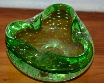 Wunderschöner Glas  Aschenbecher aus den 70er Jahren Grün    Ashtray Mid Century Retro Space Age