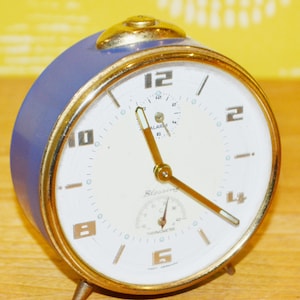 Vintage Alarm Clock Blue/White 50s Retro Mid Century Shabby Chic Country Style