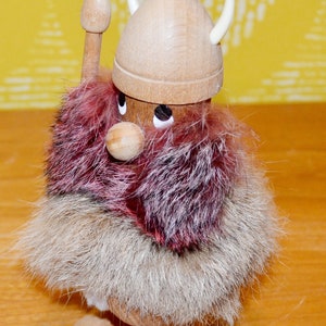 Vintage teakwood figure Viking 70s Retro Mid Century Cats Shabby Chic Country Style