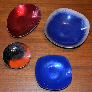 70s Vintage Bowl Set Enamel Retro Mid Century Space Age