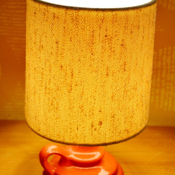 Wunderschöne 70er Jahre Lampe /Tischleuchte  Orange aus den 70er Jahren   Lamp Retro Mid Century Shabby Chic  Landhausstil