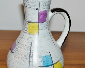 とても素敵なヴィンテージの花瓶、セラミック製、レッド