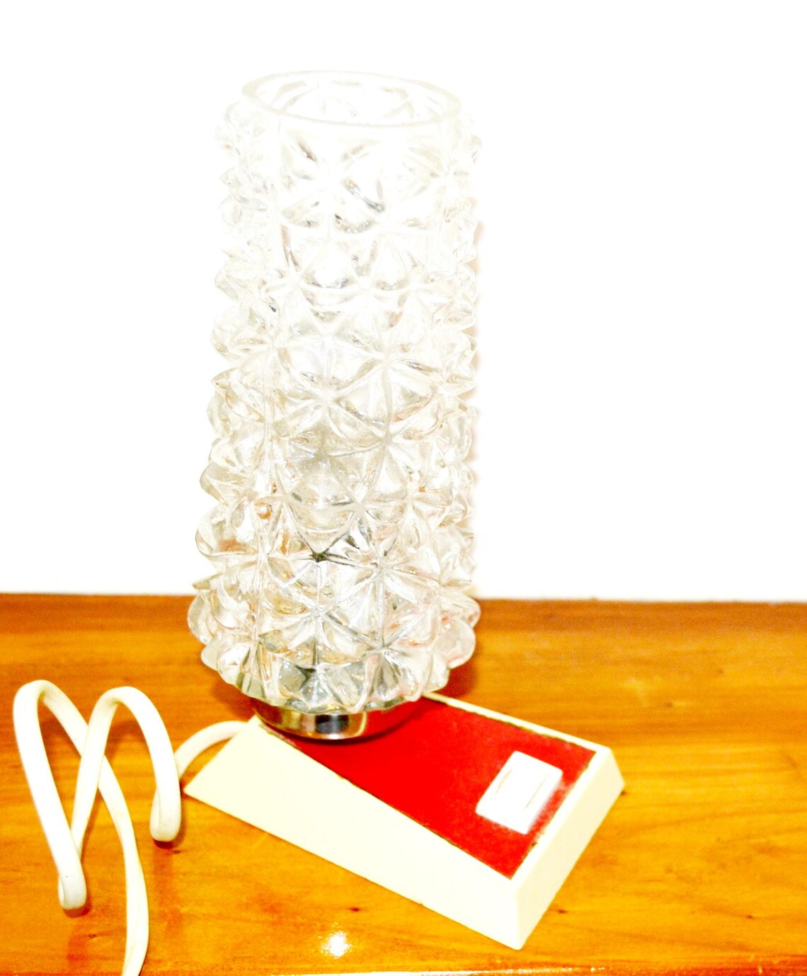 Vintage Tischlampe / Schreibtisch Leuchte  Rot/Weiß   70er Jahre Sixties    Shabby Chic  Retro  Mid Century, foto 3 di 4