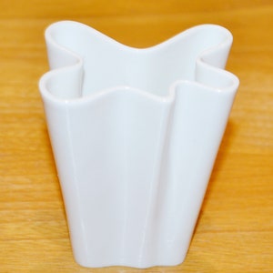 Vintage Porcelain Vase by Rosenthal White 70s Retro Mid Century Space Age Shabby Chic Country Style