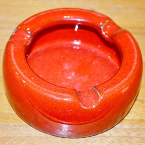 Vintage Ashtray Ceramic Red 70s Mid Century Space Age Retro WGK WGP Shabby Chic Country Style