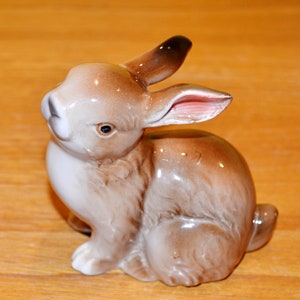 Vintage Porcelain Figurine Rabbit 50s Seventies Retro Mid Century Shabby Chic Danish Design Country Style