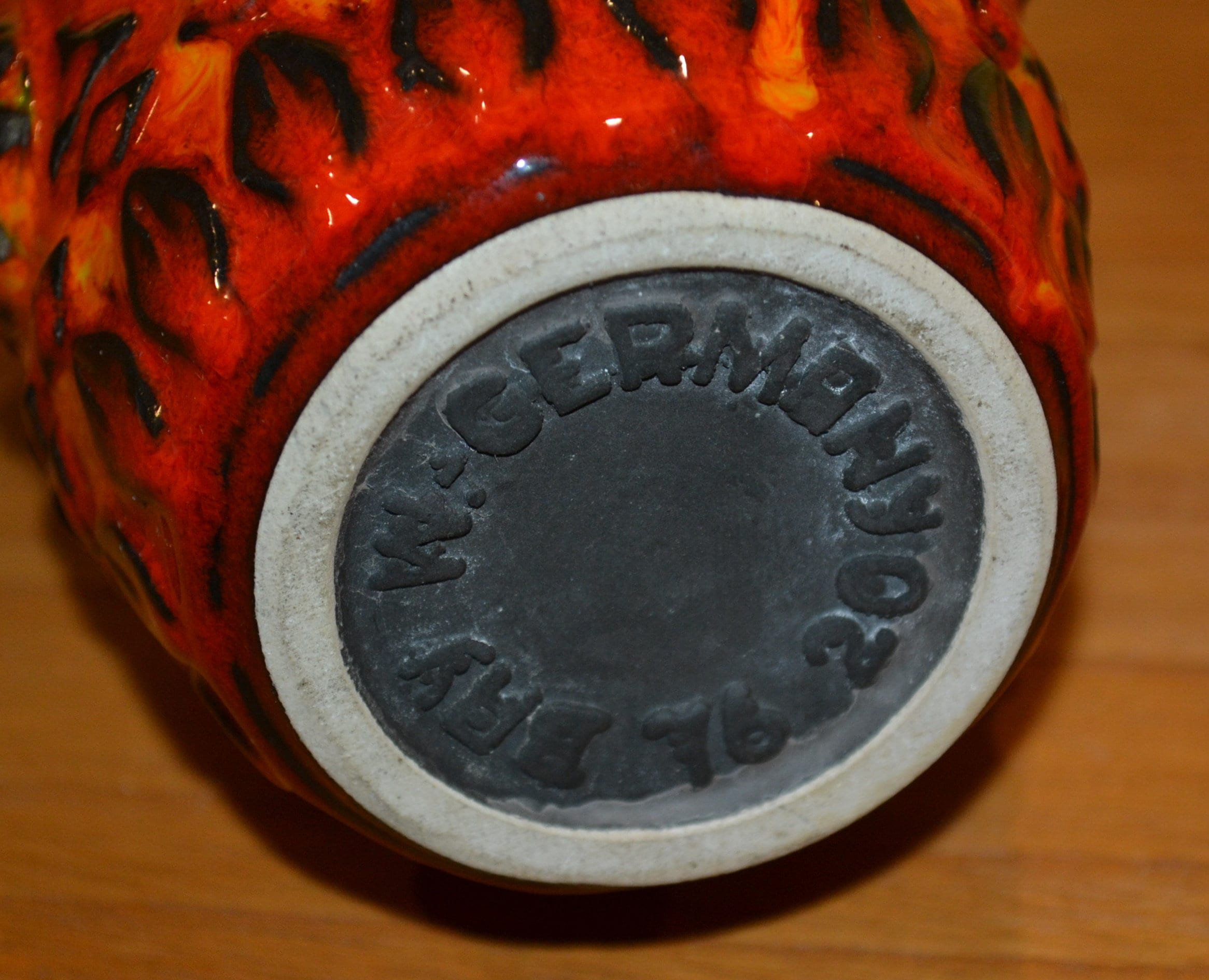 BAY製ヴィンテージ陶器花瓶 オレンジ/イエロー モデル76/20 70