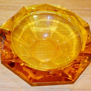 Vintage 70s Glass Ashtray Yellow Amber 70s Ashtray Mid Century Seventies Country Style Shabby Chic