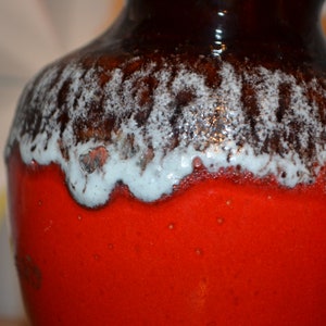 Vintage ceramic vase by Bay Fat Lava design 70s red retro space age mid century