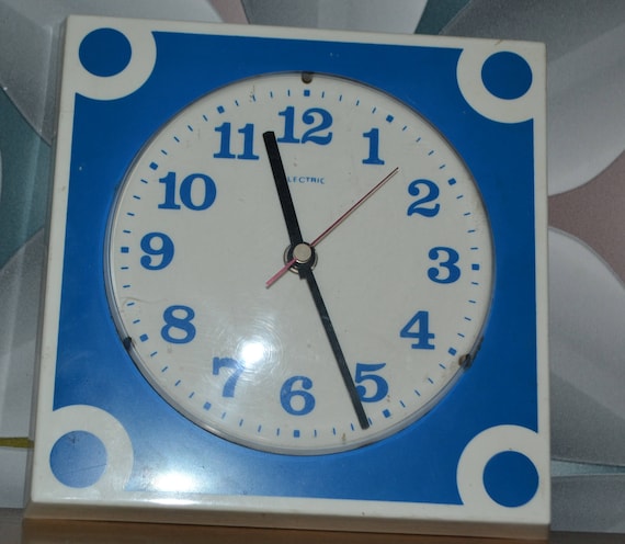 Vintage Wall Clock Plastic 70s Blue/White - image 1