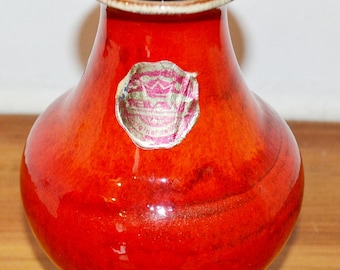 とても素敵なヴィンテージの花瓶、セラミック製、レッド、ブラック